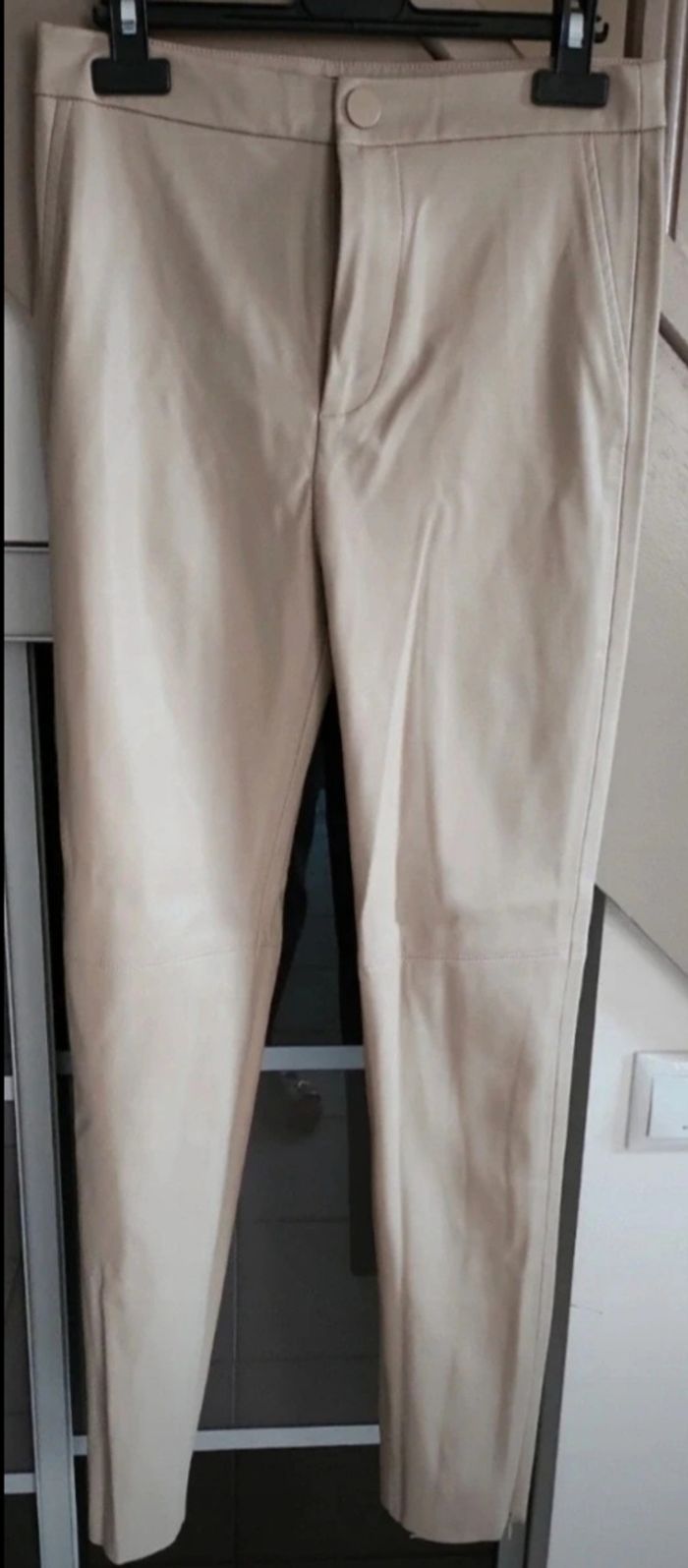 Pantalon simili