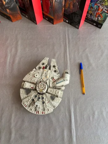 Star War Transformers - Han Solo Millenium Falcon - Hasbro 2005