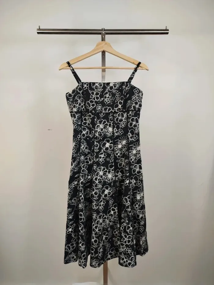 Robe longue noire à fleurs blanche Un Deux Trois bretelles - Taille 38 A614