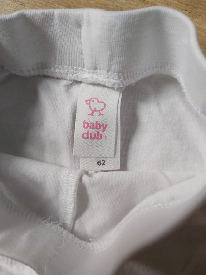 Ensemble fille tee-shirt et short 3 mois en très bon état (78) - photo numéro 6