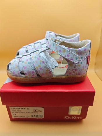 Kickers bébé neuves – Sandales flo été – 24 – Scratch