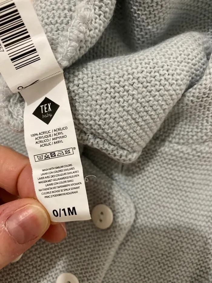 Lot de deux gilets naissance - photo numéro 4