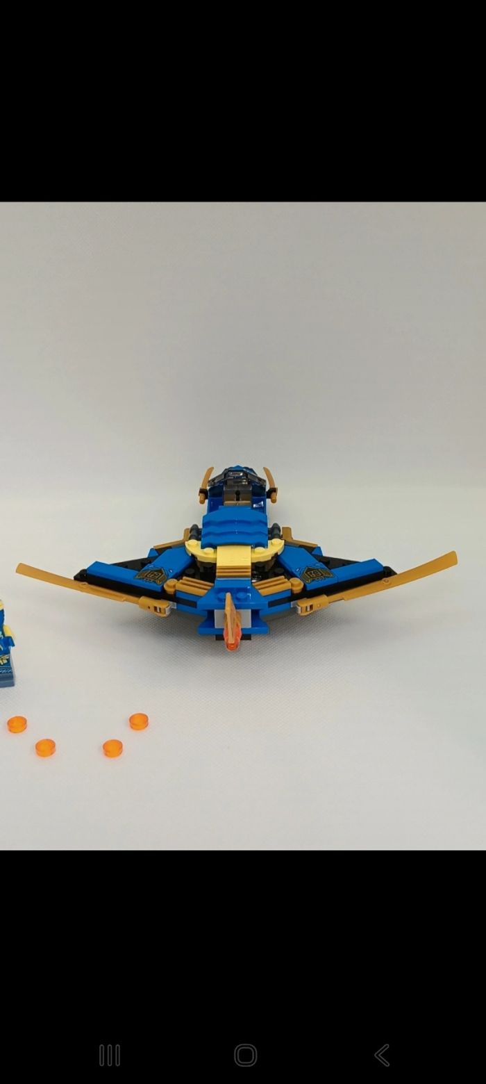 LEGO Ninjago 71784 Le jet supersonique de Jay Évolution - photo numéro 4