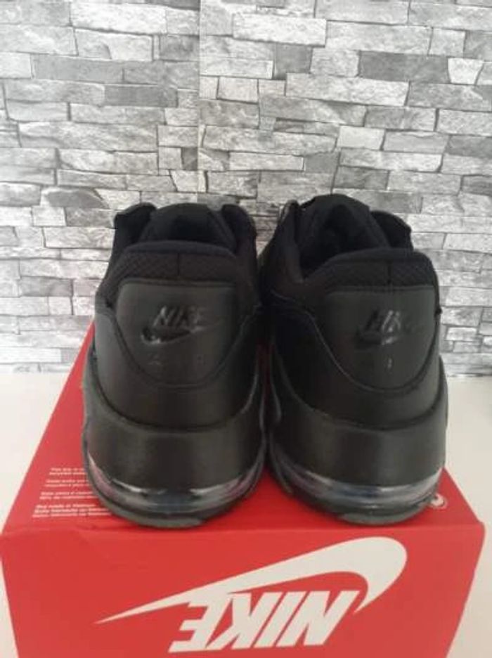 Air Max Excee Pointure 49,5 - photo numéro 5