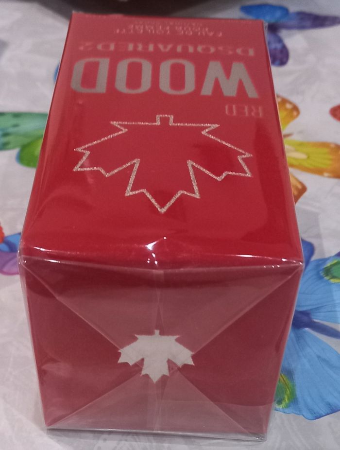 Red Wood Dsquared2 - photo numéro 2