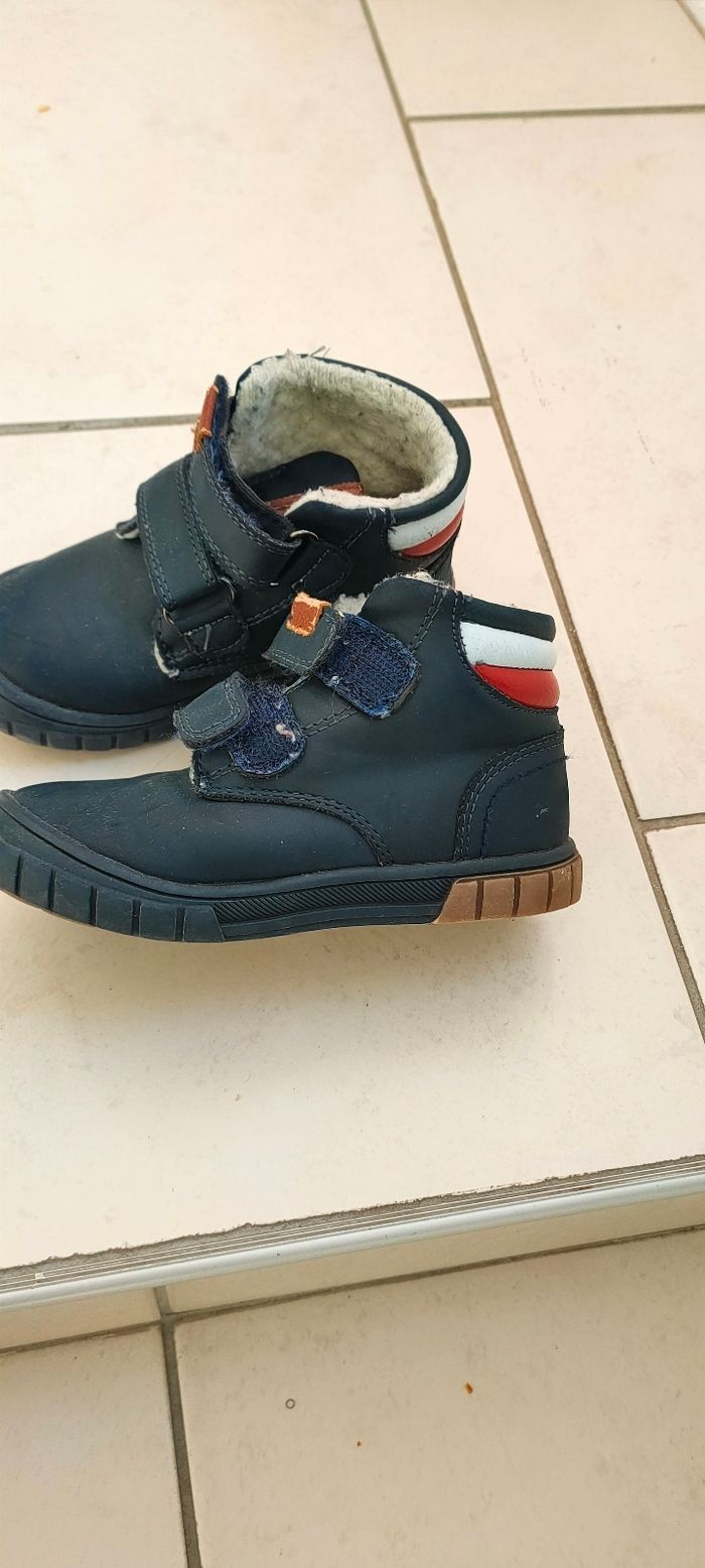 Boots taille 24 - photo numéro 2