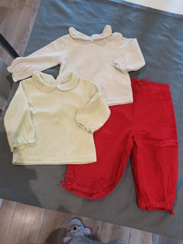 Lot pti pull et pantalon large