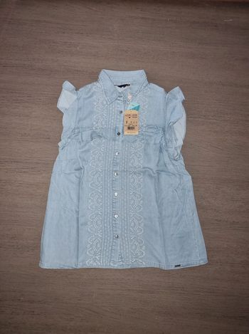 Blouse detail brodé
