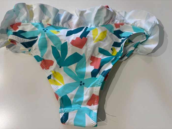 Maillot Okaidi 6 ans - photo numéro 2