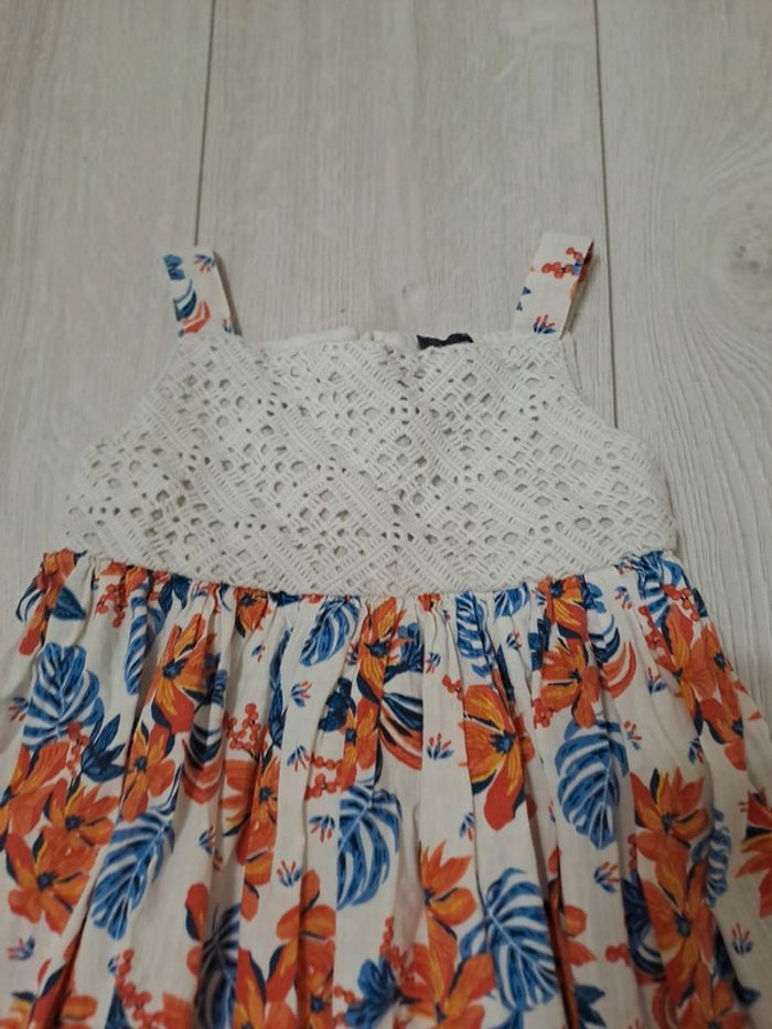 Superbe robe 4A (6A en reel) - photo numéro 3