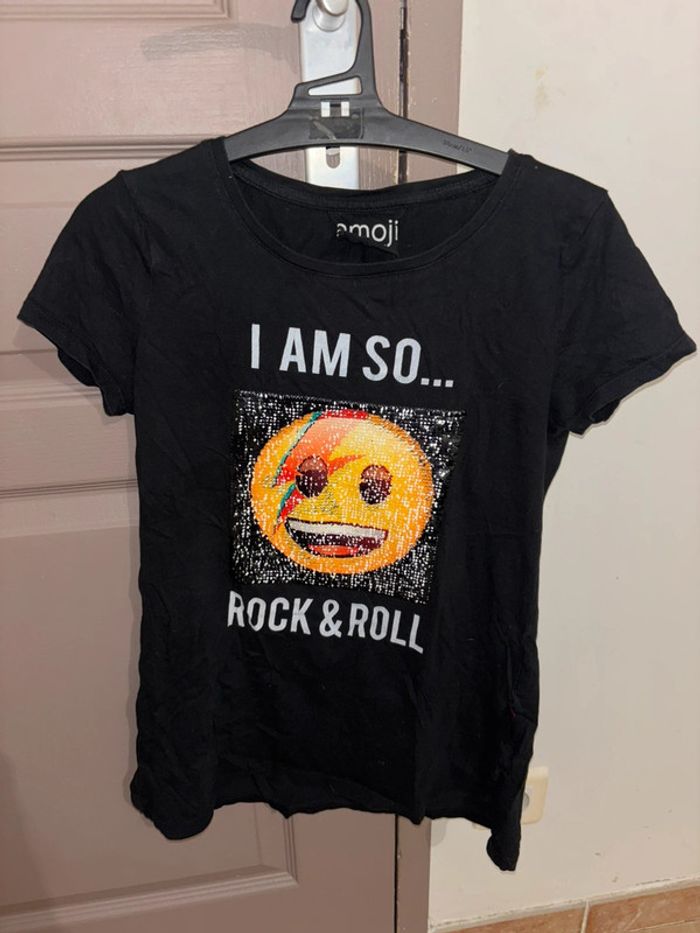 tee shirt smiley