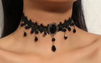 Collier gothique punk broderie noir camé perle ** N E U F ** cpc vintage