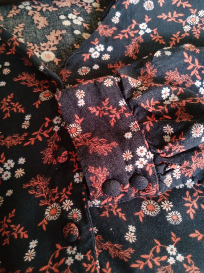 Robe fleurie - photo numéro 2