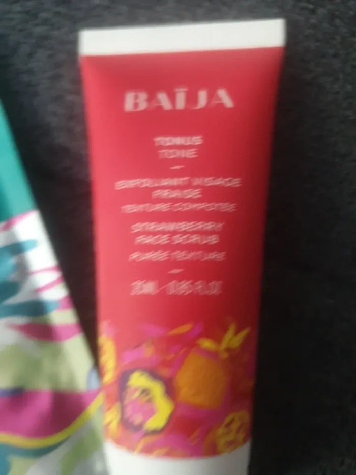 Neuf lot exfoliants visage et corps marque Baïja - photo numéro 3