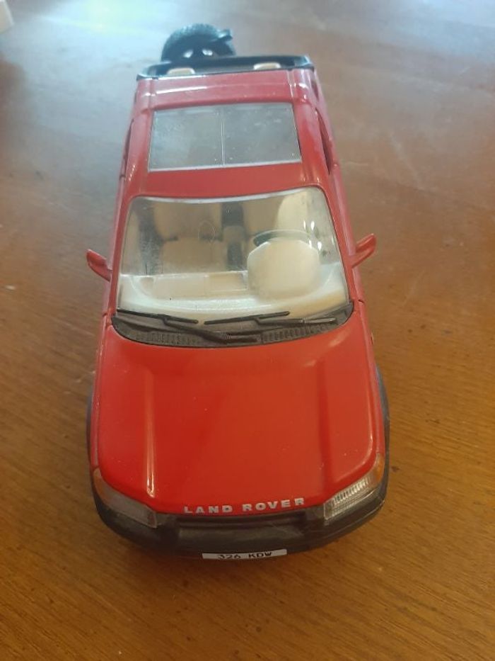 Voiture de collection Land Rover Freelander 1/24