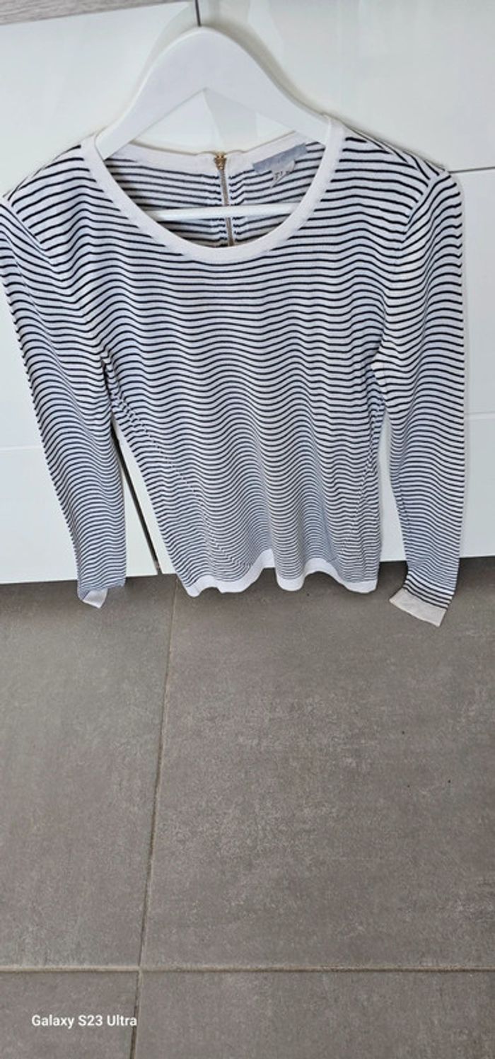 Pull marin H&M léger taille M