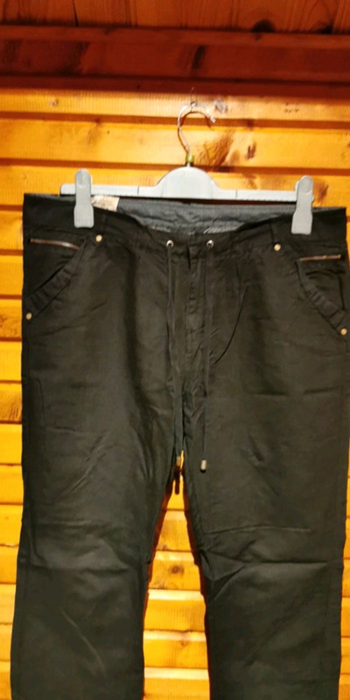 Pantalon fin - photo numéro 2