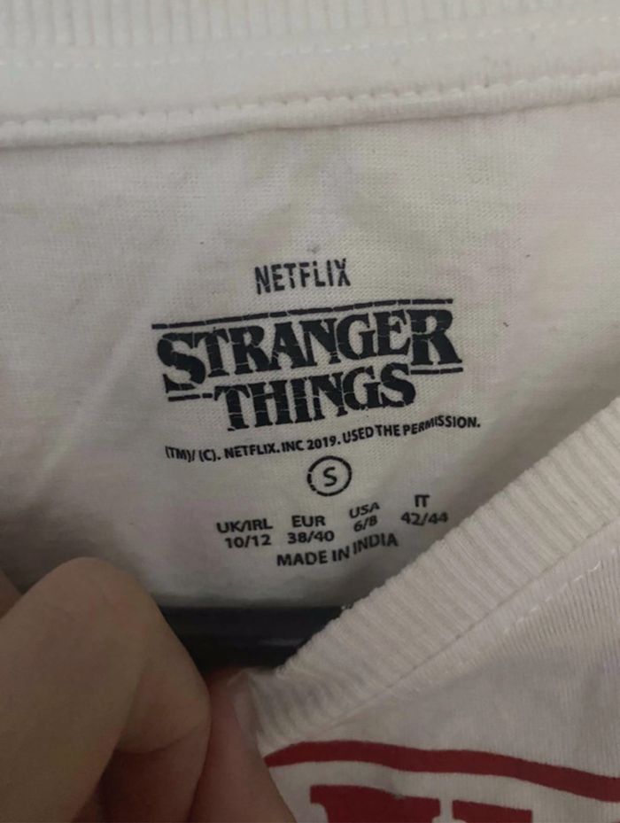 T-shirt Stranger Things - photo numéro 2
