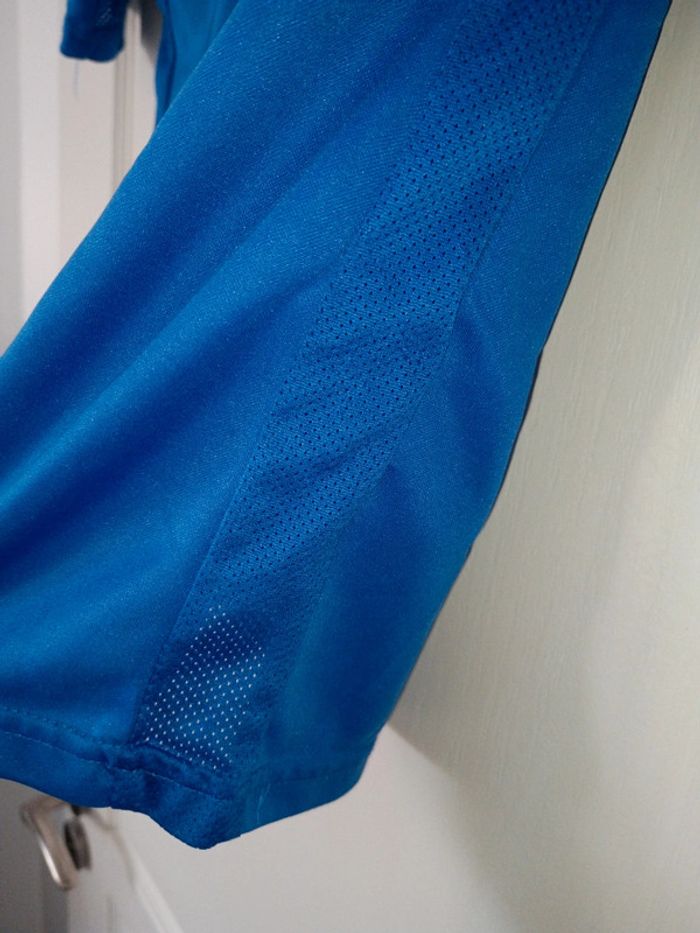T-shirt bleu kipsta taille 10 ans idéal pour le sport - photo numéro 4