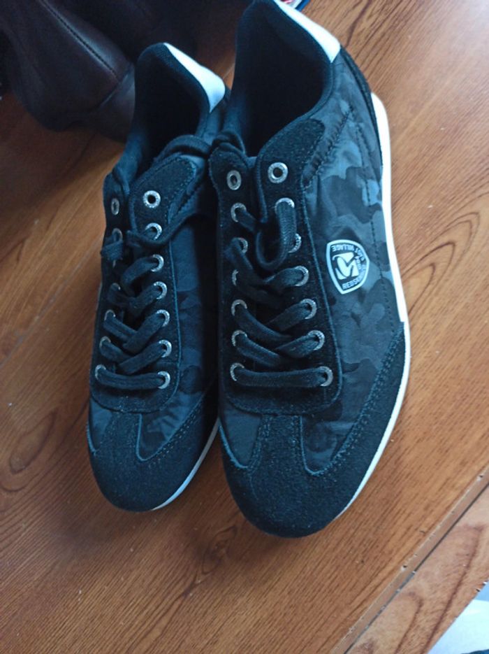 Baskets Redskins taille 42 neuf
