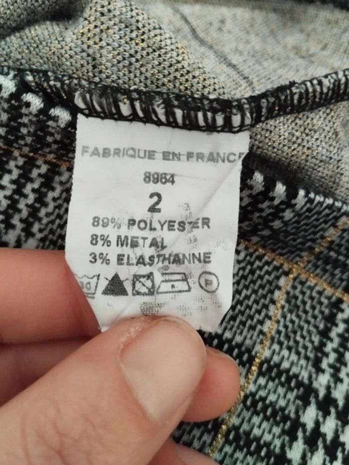 Jolie jupe taille 2 ans - photo numéro 3