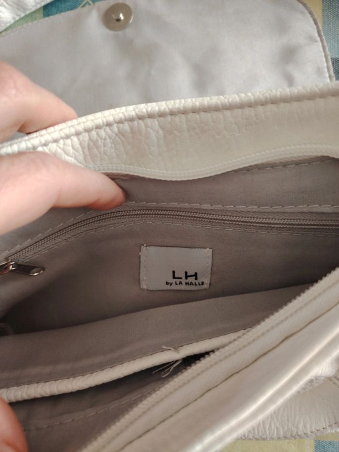 Petit sac à main blanc idéal pour mariage - photo numéro 11