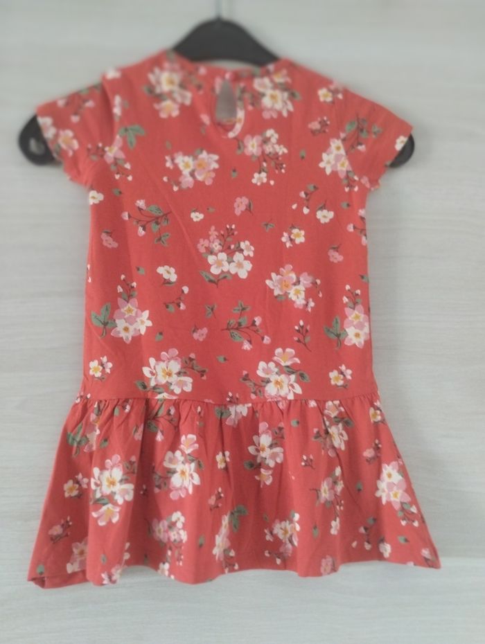 Robe taille 4 ans - photo numéro 4
