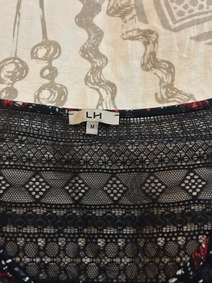 T-shirt à motifs avec dentelle - photo numéro 4