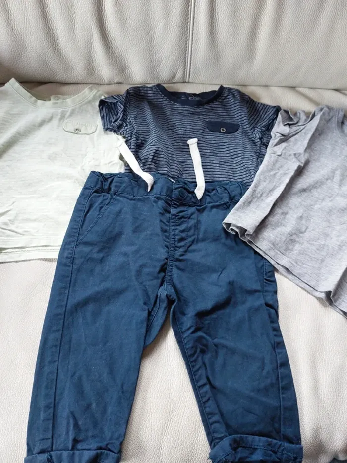 Lot de 7 articles vêtements 9 mois - photo numéro 9