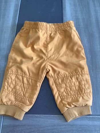 Pantalon polyester 6 mois
