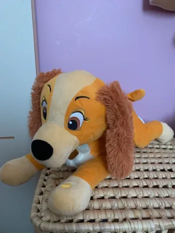 Peluche Lady musicale Disney la belle et le clochard