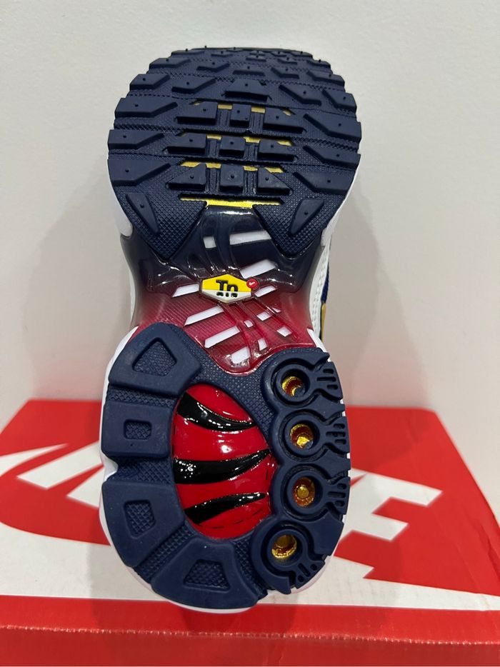 Chaussure Nike TN Ici c'est Paris - photo numéro 9