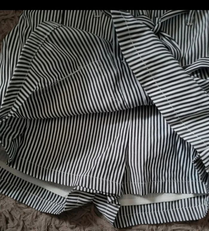 Jupe short à rayures 8-10ans - photo numéro 4