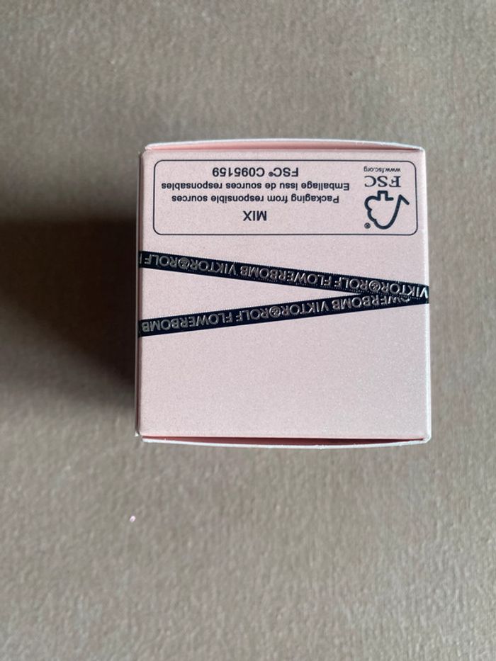 Flowerbomb Viktor&rolf - photo numéro 4