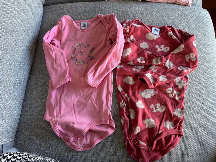 Lot bodies petit bateau 24 mois - photo numéro 2