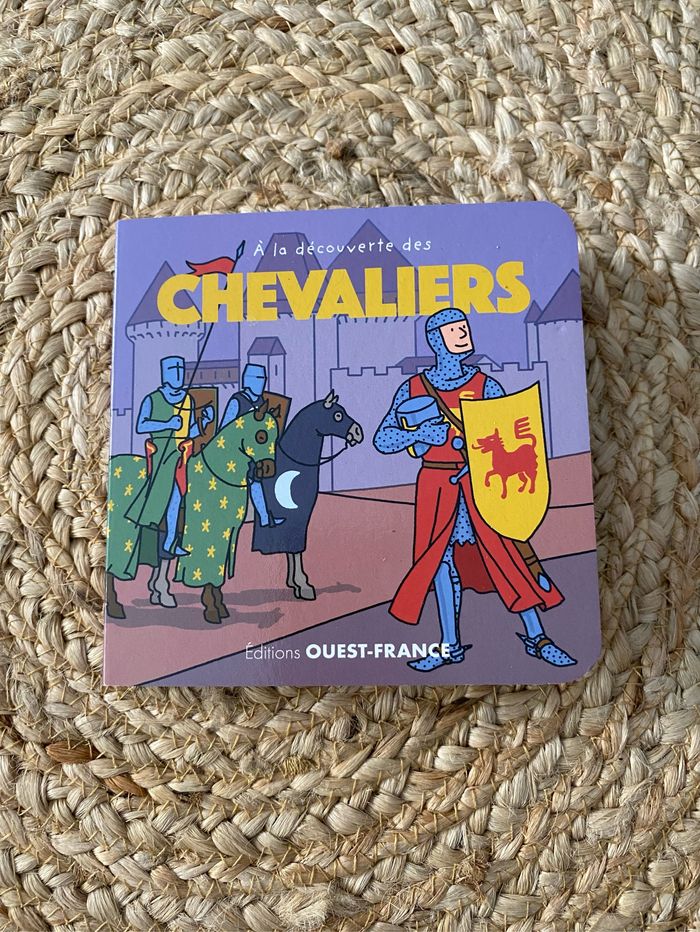 Livre « À la découverte des chevaliers »
