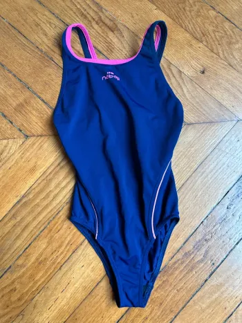 Maillot de bain taille 4 ans