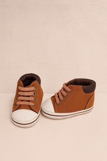 💚Baskets bébé marron à lacets – look mini aventurier 6 - 9 mois