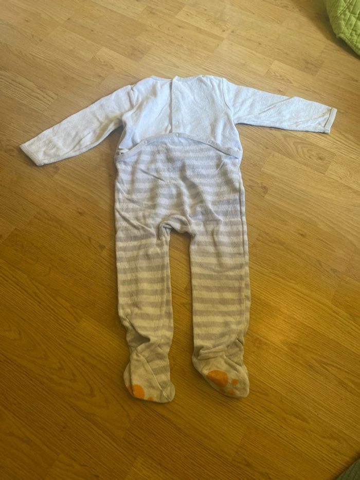 Pyjama 2 ans - photo numéro 2