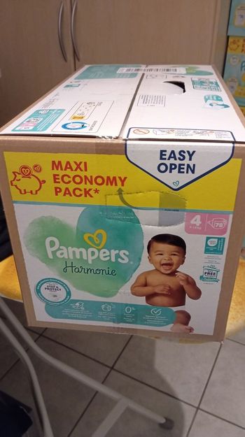 Maxi pack Pampers harmonie taille 4