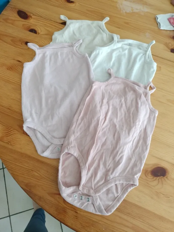Lot bodies bretelles