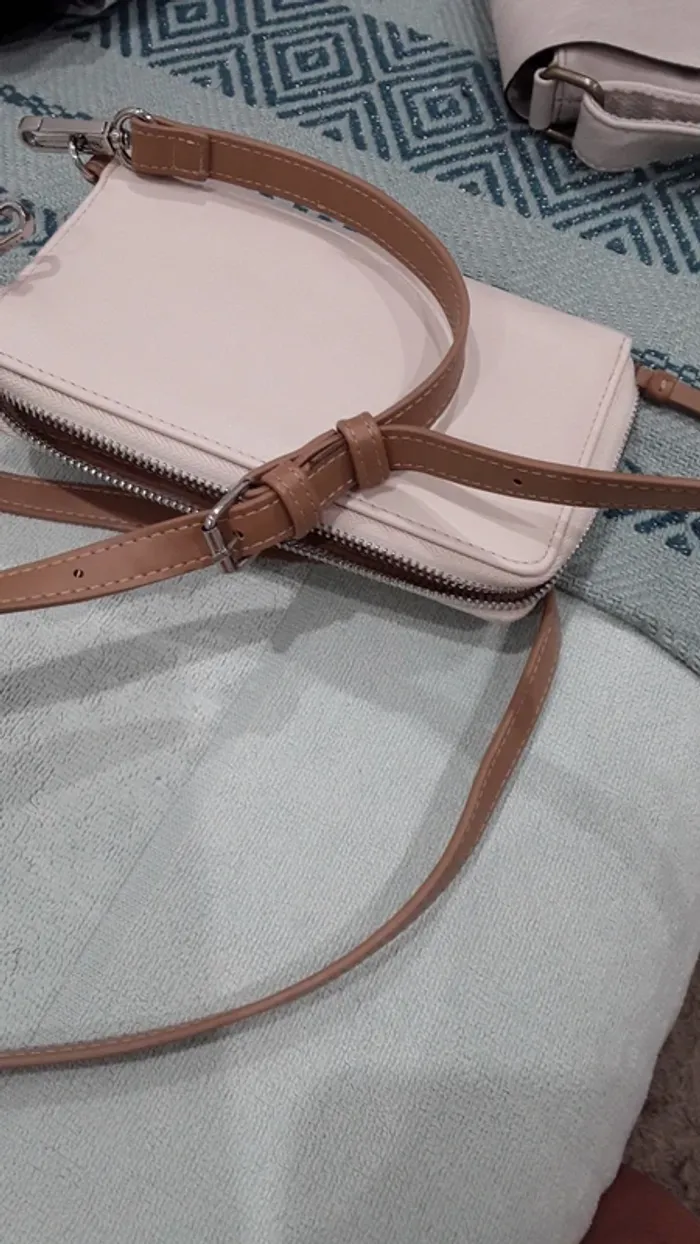 Pochette portefeuille bandoulière - photo numéro 7