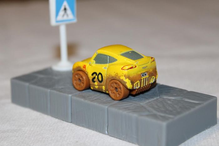 Disney Pixar mini racer - photo numéro 3
