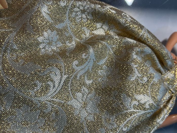 Barbie-Poupée Barbie Joyeux Noël 2025-Avec Robe Argent Et Or - photo numéro 4