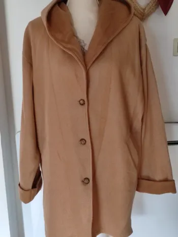 🍂 veste à capuche en polaire 🍁 neuve
