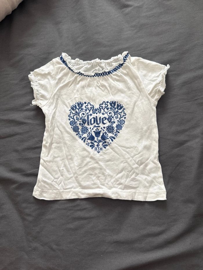 Joli tes shirt manche courte