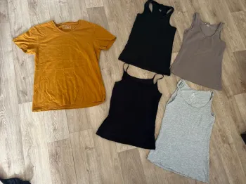 H&M, lot débardeurs ,T-shirts haut femme, taille S/36
