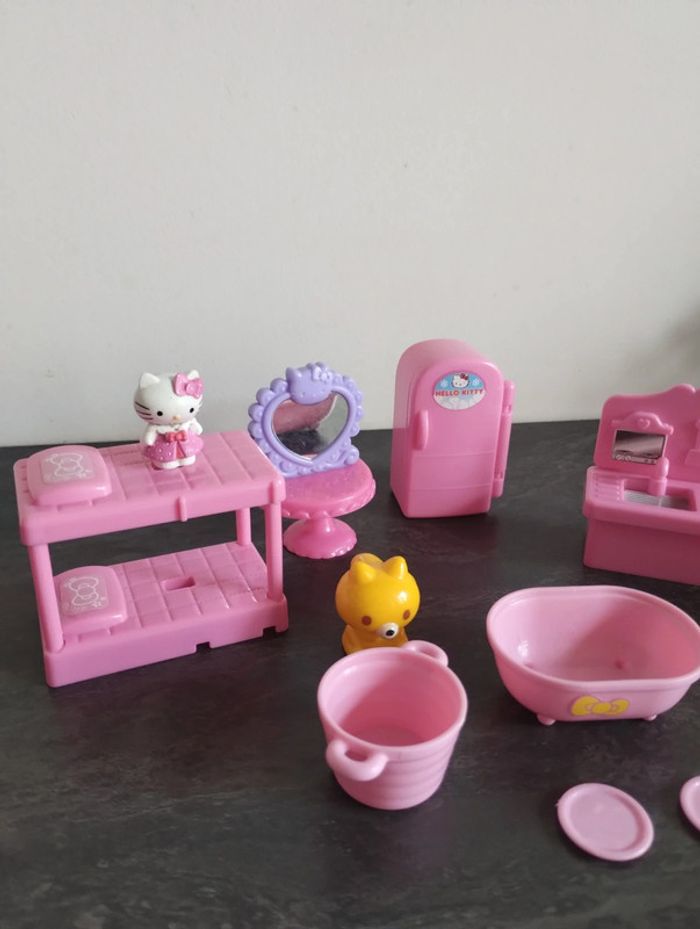 Hello Kitty - photo numéro 2