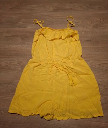 Combishort jaune kiabi taille 40 soit l femme