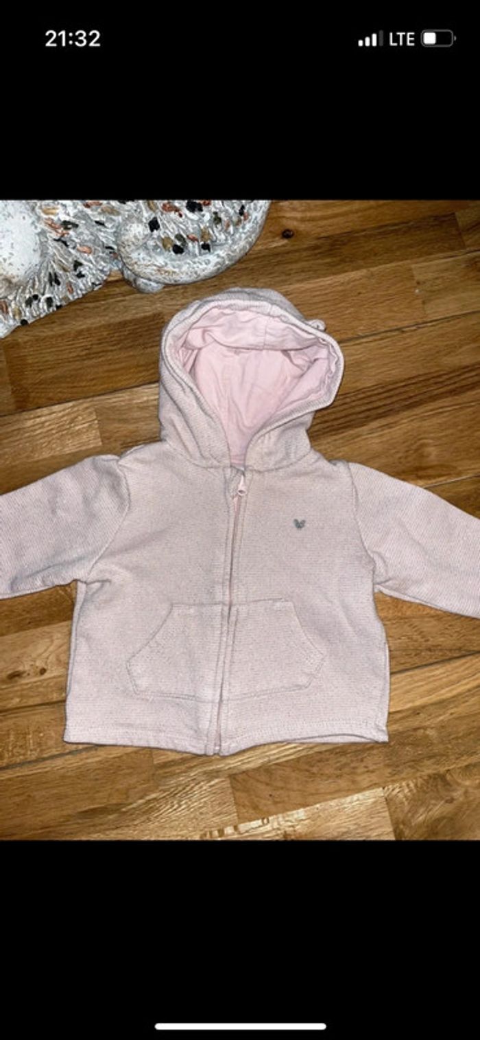 Joli jogging rose clair très bon état kiabi 6 mois - photo numéro 2